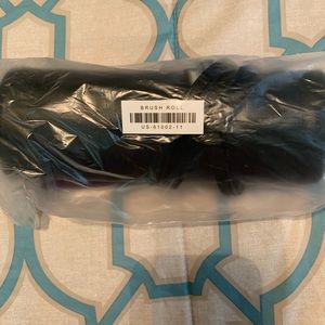 Younique Brush Roll Makeup Brush Holder